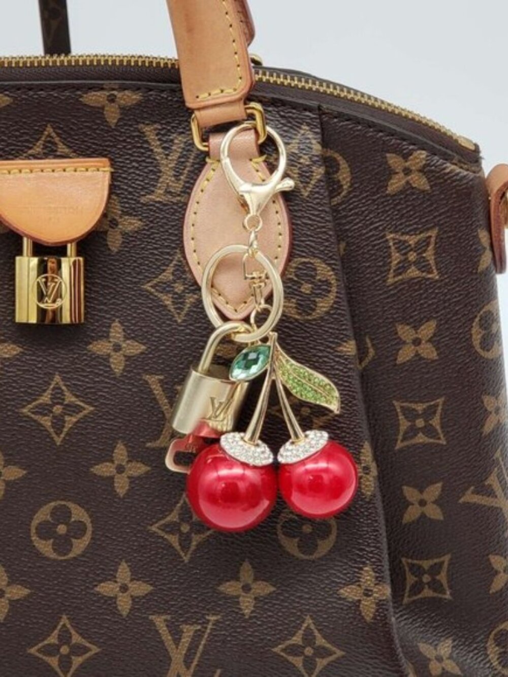 Authentic LV Gold Padlock 🔒 Keychain Charm for Louis Vuitton Bags